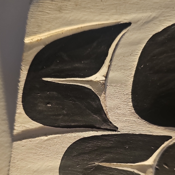 White Raven First Nations Carving - Picture 8 of 10